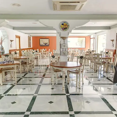 罗莎酒店 酒店 3*
